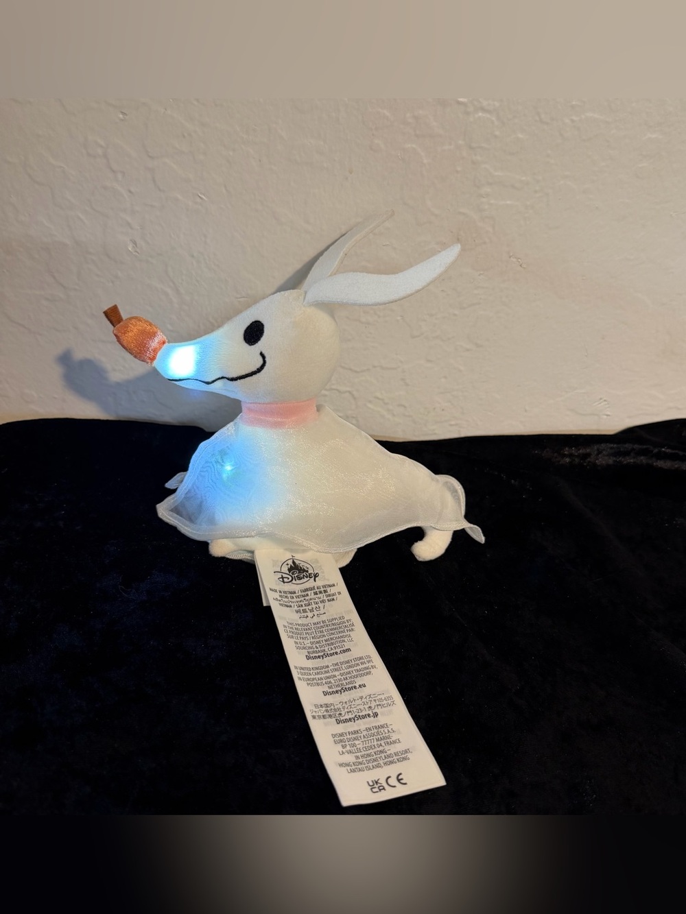 Disney The Nightmare Before Christmas Zero 7-Inch Magnetic Shoulder Mini Plush